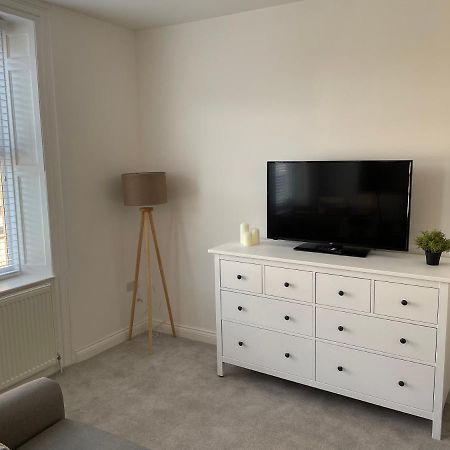 Apartment #2 - At 12 Story St Kingston upon Hull ภายนอก รูปภาพ